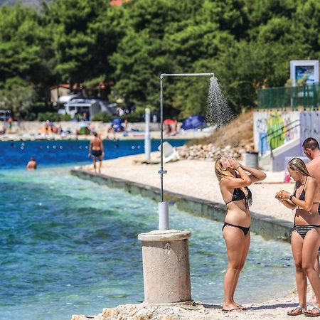 1 Bedroom Stunning Apartment In Okrug Gornji Trogir Eksteriør bilde